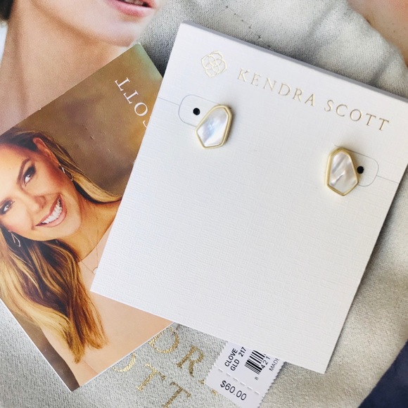 Kendra Scott Jewelry - Kendra Scott ✨ Clove Stud Earrings